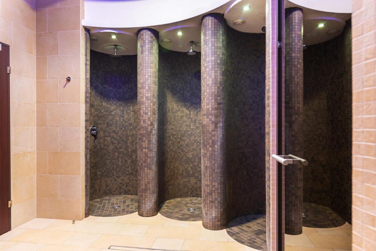 Ostrzyce Spa Exteriör bild